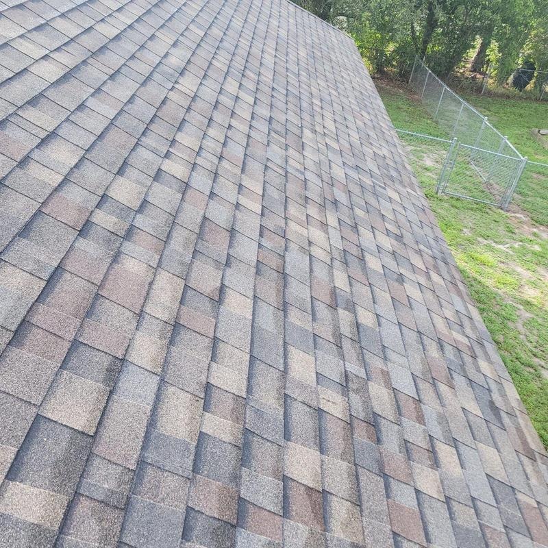 New architectural shingle roof on a Leander home in the Crystal Falls neighborhood